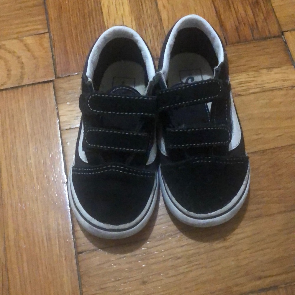 Kids vans size 9